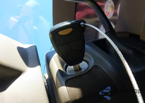 2008 Dodge Ram 1500 Slt z USA, uszkodzony, nr VIN 1D7HA18218S573135